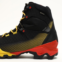 ヨドバシ.com - スポルティバ LA SPORTIVA エクイリビウム ST GTX