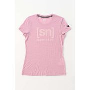 Essential I.D. LOGO Tee 定番［sn］ロゴTシャツ SNW004783 Q35ピンク Mサイズ [フィットネス ヨガシャツ レディース]