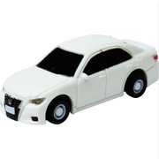 プルカ TOYOTA CROWN ATHLETE WHITE