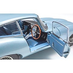ミニカー　1/18 ジャガー Eタイプ(シルバーブルーメタリック) [KS08954SBL] kidbox_ks08954sbl