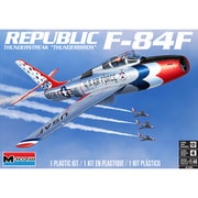 15996 1/48 エアクラフトシリーズ リパブリック F-84F サンダーストリーク サンダーバーズ [組立式プラスチックモデル]