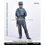 Man35143 1/35 レジン製フィギュア WWII フランスの警官 [組立式プラスチックモデル]