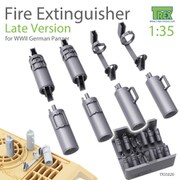 TR35020 1/35 WWII ドイツ用消火器 後期型 [プラモデル用パーツ]