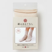 3360810 [絹のおもてなし 肌側シルク履き口やさしいソックス オフホワイト]