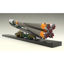 グッドスマイルカンパニー　ソユーズ　ロケット　搬送列車　1/150 世界最多打ち上げのロケットを精密再現 ソユーズロケット＆搬送