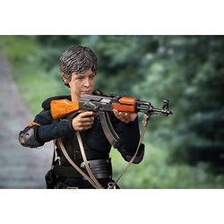 ヨドバシ.com - スリーゼロ ウォーキング・デッド 1/6 キャロル