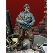 DMF35046 1/35 レジン製ミリタリーフィギュア WW II ドイツ武装親衛隊擲弾兵 英雄的な功績を成す兵 [組立式プラスチックモデル]