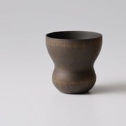 日本製 FORM 食器 酒カップ ダルマ ブラック レンジ・食洗機不可