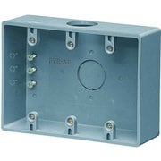 PVR-AT [3ケ用露出スイッチボックス コネクタ無・穴付]