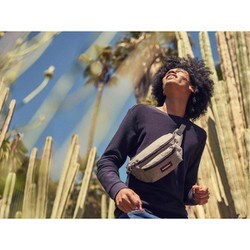 ヨドバシ.com - EASTPAK イーストパック 14611900-085 [EASTPAK