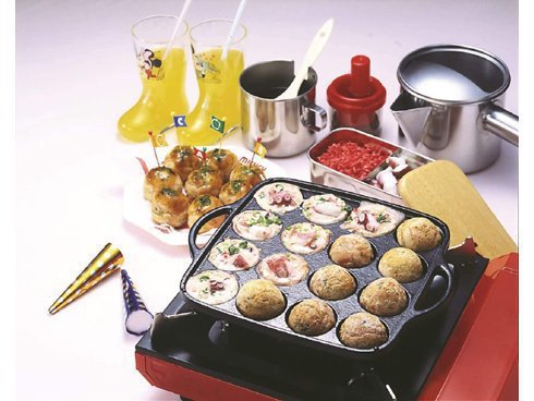 ヨドバシ.com - イシガキ 鉄鋳物 たこ焼き器 16穴 ブラック 3965 ヨドバシ.com - イシガキ 鉄鋳物 たこ焼き器 16穴 ブラック 3965