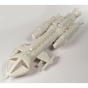 MPC947 1/48 プラモデル スペース1999 ホークIX [組立式プラスチックモデル]