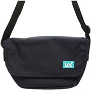 320-3681 ブルー [LEE（リー） ショルダー PRAY ヨコ型 フラップショルダーバック 軽量 ロゴ刺繍]