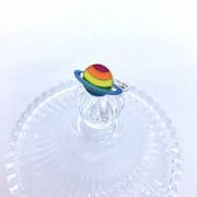 Q2872 [minacute×MIOCHIN コラボアクセサリー ミオノアクセ リング プラネット]