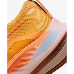 ヨドバシ.com - ナイキ NIKE ズーム フライ 4 DO2421 739