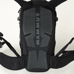 マムート MAMMUT リチウム 15 ザック Woods - Black 楽天市場】Mammut マムート Lithium 15 リチウム 15 Woodsblack
