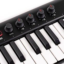 【美品】iRig Keys 2 37ミニ鍵盤/IK MULTIMEDIA IK Multimedia - iRig Keys 2