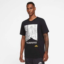 ヨドバシ.com - ナイキ NIKE DF DB トレイル シーズナル S/S Tシャツ