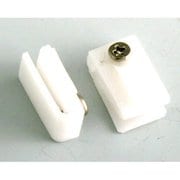 UA-100 [網戸-100 偏芯ガイド 2個入 シルバー]