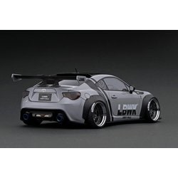 ヨドバシ.com - イグニッションモデル ignition model IG2672 1/18 LB