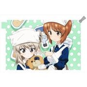 ガールズ＆パンツァー 最終章 撥水ポーチ 西住みほ＆島田愛里寿 （ナース） [キャラクターグッズ]
