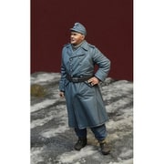 DD35195 WWII ドイツ空軍グレートコートを着た整備兵 [1/35スケール レジン製ミリタリーフィギュア]
