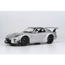 AutoStrada製　1/43　マツダ　RX-７　3台セット