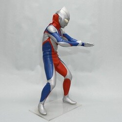 ヨドバシ.com - 海洋堂 KAIYODO ウルトラマンティガ メガソフビキット 復刻版 [未塗装・未組立フィギュア 全高約400mm]  通販【全品無料配達】