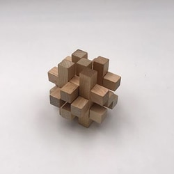 ヨドバシ.com - 日本出版販売 KUMUZ 木製立体パズル チェッカー 