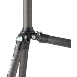 ヨドバシ.com - ベルボン Velbon 中型カーボン三脚 4段 ブラック ヨドバシ.com - ベルボン Velbon 中型カーボン三脚 4段 ブラック