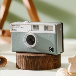 ヨドバシ.com - コダック Kodak EKTAR H35 HALF FRAME SAGE [フィルム