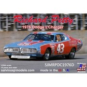 RPDC1976D 1/25 NASCAR ’76 ダッジ チャージャー 「リチャード・ペティ」 [1/25スケール プラモデル]