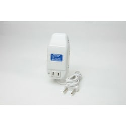 DS-102E [超小型 軽量 大容量トラベルコンバーター/入力電圧（V）：AC110～130、AC220～240]