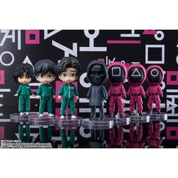 ヨドバシ.com - バンダイスピリッツ Figuarts mini NETFLIX
