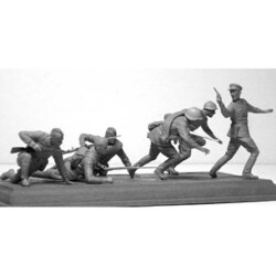 Amazon | マスターボックス 1/35 ソ連軍 赤軍歩兵 突撃シーン