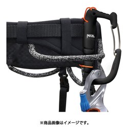 ヨドバシ.com - ペツル PETZL アキラ C037BA01 Mサイズ [クライミング