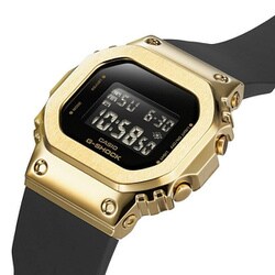 [カシオ] ジーショック国内正規品メタルカバード GM-S5600GB-1JF Amazon.co.jp: [カシオ] 腕時計 ジーショック 【国内正規品