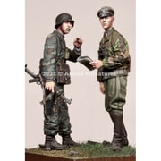 AM35301 1/35 WWII ドイツ武装親衛隊 擲弾兵士官 2体セット [組立式プラスチックモデル]