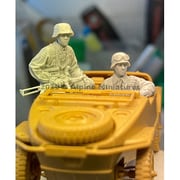 AM35302 1/35 WWII ドイツ武装親衛隊 シュビムワーゲン搭乗兵 2体セット [組立式プラスチックモデル]