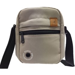 250-3055 ベージユ [KANGOL（カンゴール） ショルダーバック Garside 軽量 多機能 レザータグ アイレット タテ型]