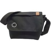 250-3057 クロ [KANGOL（カンゴール） ショルダーバック Garside 軽量 多機能 レザータグ アイレット ヨコ型]