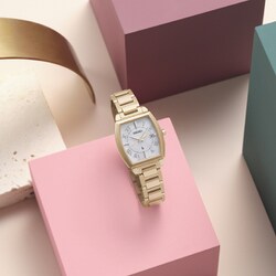 セイコー SEIKO 腕時計 レディース SSQW064 ルキア アイコレクション LUKIA I Collection 22AW Recommend Color 電波ソーラー（1B32） ホワイトシェルxゴールド アナログ表示