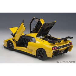 AUTOart 1/18 ランボルギーニ ディアブロ イエロー AUTOart 1/18 ランボルギーニ ディアブロ SV-R （SUPERFLY YELLO