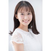 CL-220 [2023年カレンダー B2 志田音々]