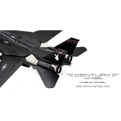 ヨドバシ.com - センチュリーウイングス CW001642 1/72 F-14A アメリカ海軍 第4試験評価飛行隊 エバリュエイターズ 1985年  ポイントマグー基地 XF01 ヴァンディ1 [塗装済完成品モデル] 通販【全品無料配達】