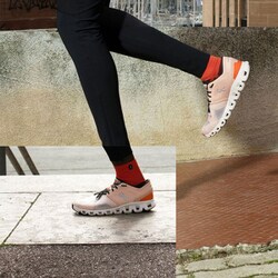 On Cloud X 3 レディース ランニングシューズ ローズ Women's Cloud X 3 | Pink | On United States