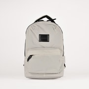 VV004-01 30 [crinkle nylon backpack Msize ホワイト]