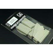 H72133 1/72 目隠しフェンス w/レンガ土台 [組立式プラスチックモデル]