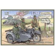 PB35002 1/35 独 BMW R12 サイドカー軍用型 [組立式プラスチックモデル]