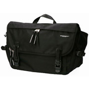 14528000 [IDP ShoulderBag FLIP 黒]